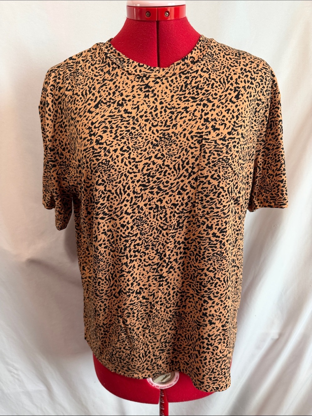 Amazon Essentials Tan Leopard Print Short Sleeve Tee